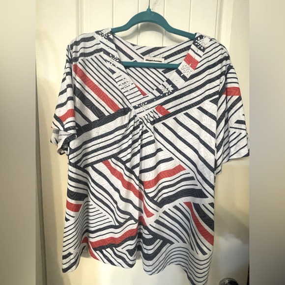 Red, white and blue sparkling shirt. - Picture 1 of 3